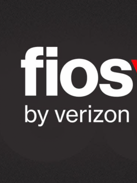 Comparison of top internet providers in Worcester, Massachusetts including Spectrum, Verizon Fios, and T-Mobile Home Internet.