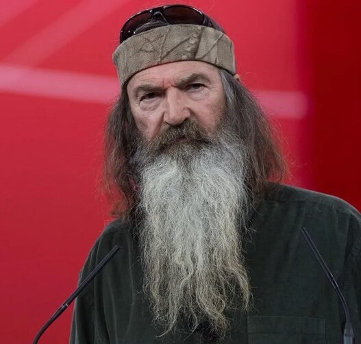 ‘Duck Dynasty’ Star Phil Robertson Dies at 79 – A Legacy of Faith