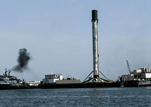 SpaceX Launches 28 Starlink Satellites