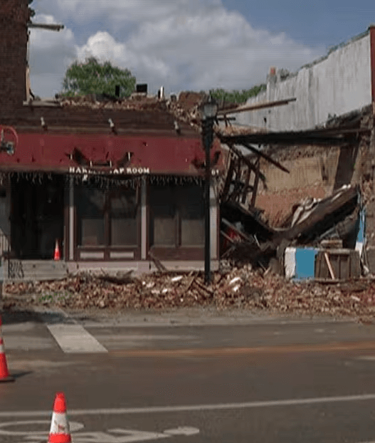 Deadly Tornadoes Strike St. Louis