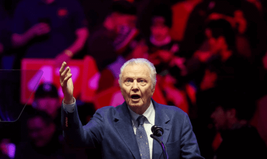 Donald Trump and Jon Voight discussing Hollywood production at Mar-A-Lago