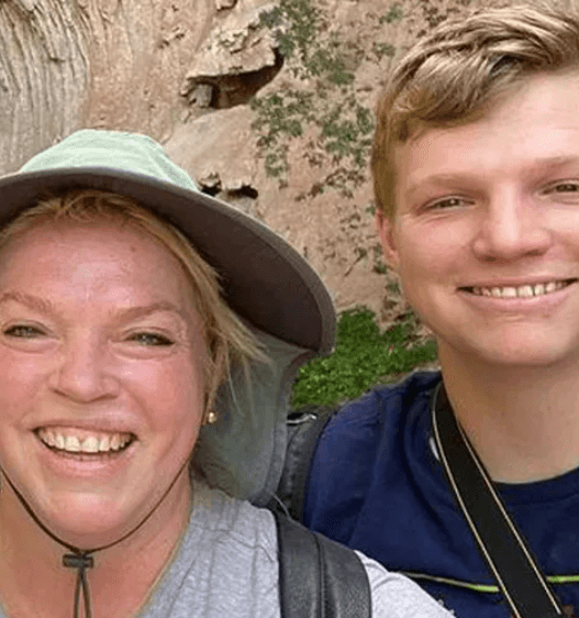 Janelle Brown tearfully discusses her late son Garrison in a scene from Sister Wives.