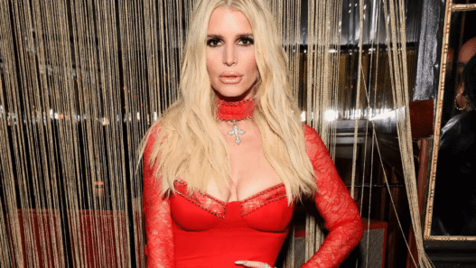 Jessica Simpson Debuts New Dirty Blonde Hair