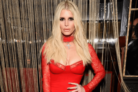 Jessica Simpson Debuts New Dirty Blonde Hair