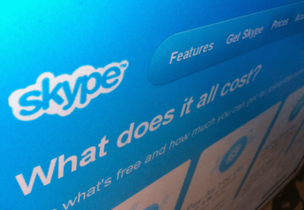 Collage of discontinued 2000s apps like Skype, Vine, AIM, and MSN Messenger