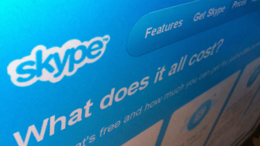 Collage of discontinued 2000s apps like Skype, Vine, AIM, and MSN Messenger
